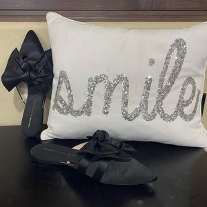 NWOT ZARA flats sz 8